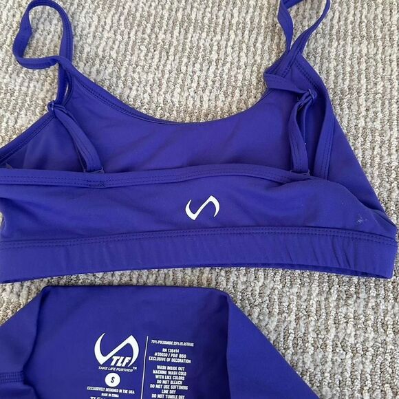 TLF workout matching seamless purple set size small - Picture 4 of 5
